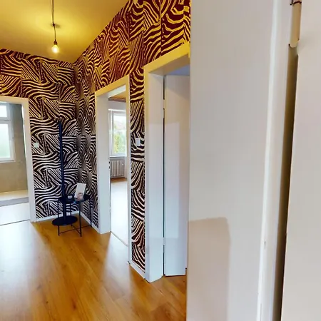 Altbauwohnung Im Ersten Og Mit Balkon Und Gartenblick 公寓 帕德博恩